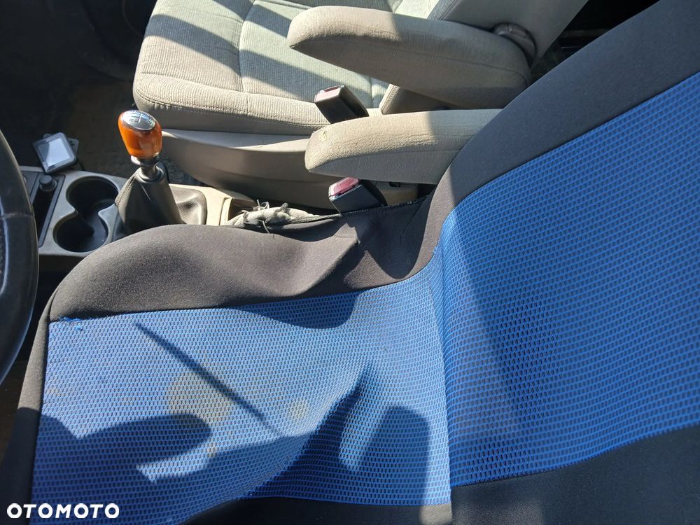 RENAULT ESPACE IV 4 NV676 fotel fotele kanapa deska kokpit podsufitka boczek boczki klamka - 6