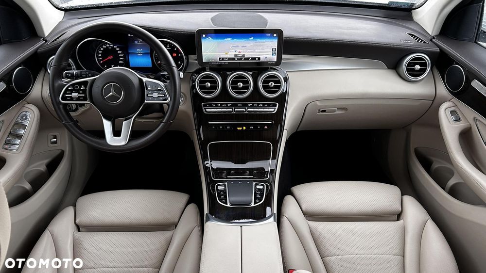 Mercedes-Benz GLC - 20