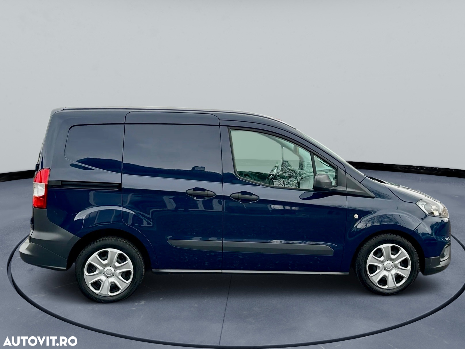 Ford Transit Courier 1.5 TDCi L1 Kombi Commercial Ambiente - 8
