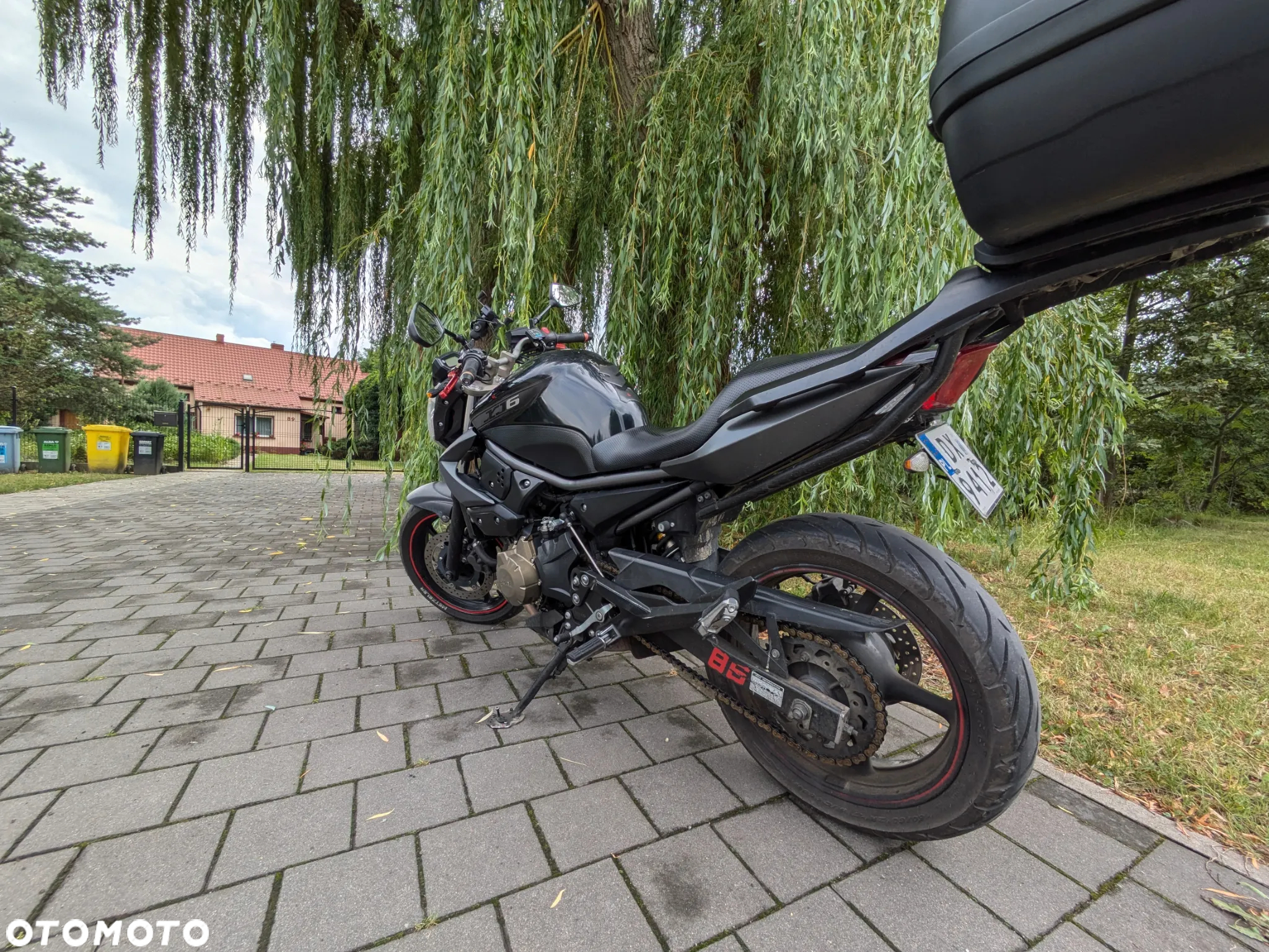 Yamaha XJ - 8