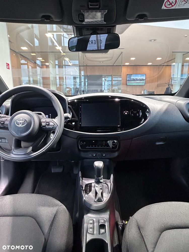 Toyota Aygo X Hybrid 1.5 Comfort e-CVT - 17