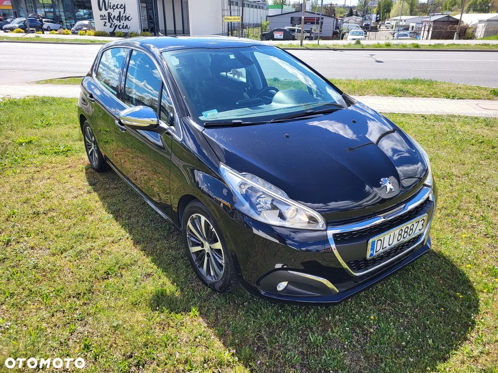 Peugeot 208 - 2
