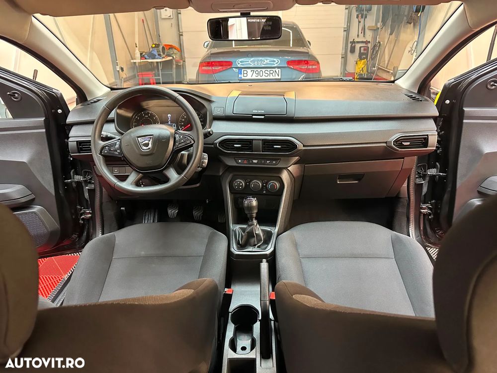 Dacia Logan ECO-G 100 Essential - 6