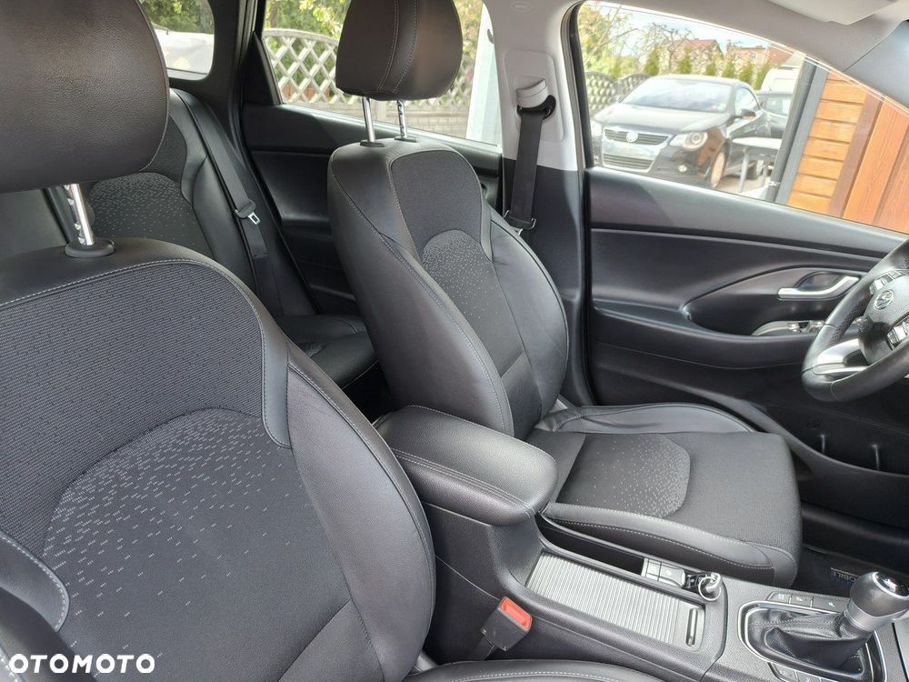 Hyundai i30 1.6 CRDI DCT Trend - 22
