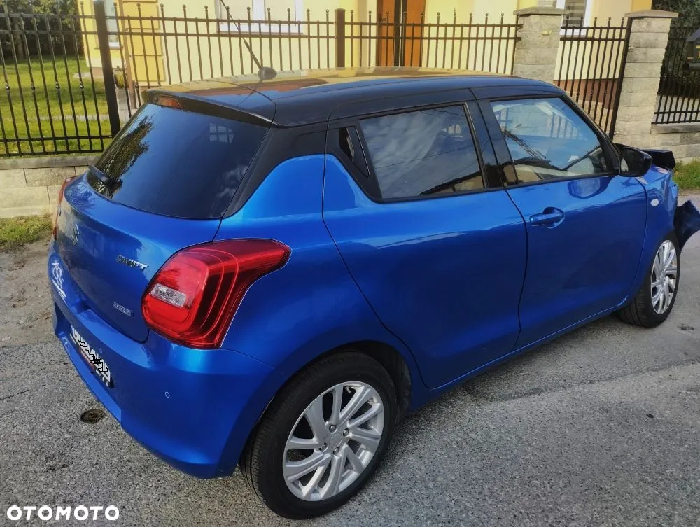Suzuki Swift 1.2 Dualjet SHVS Premium Plus CVT - 2