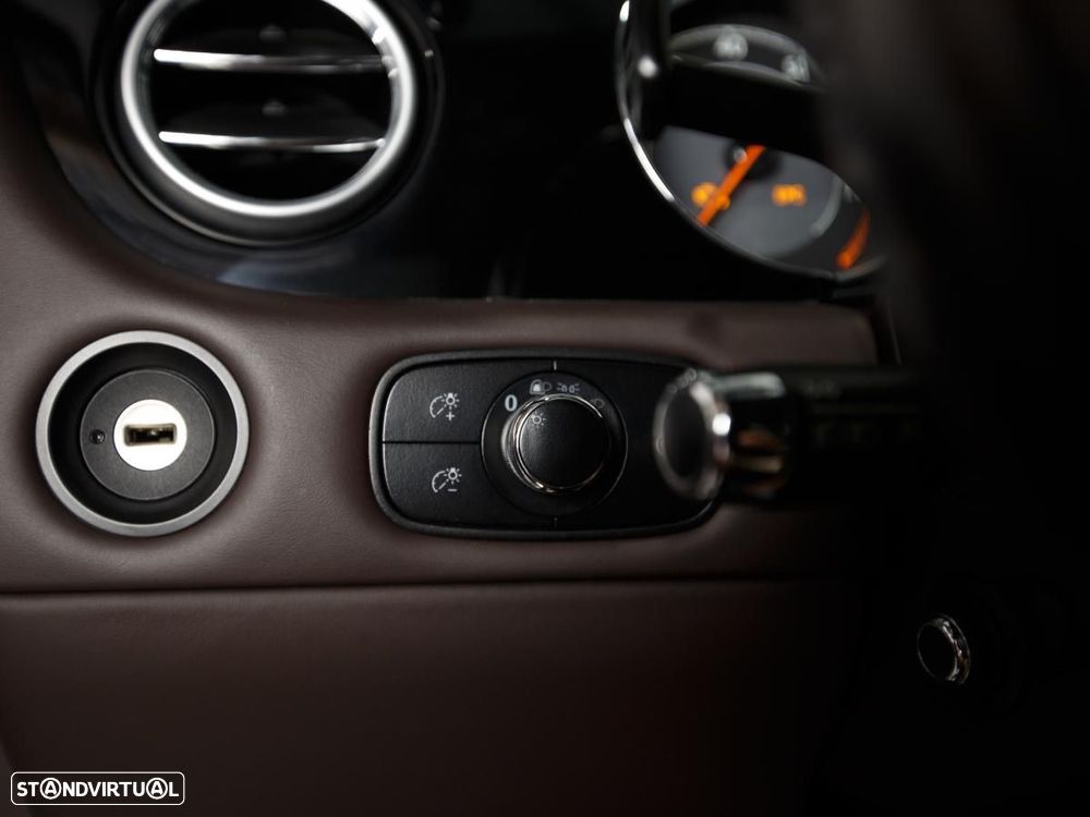 Bentley Continental GT V8 - 10