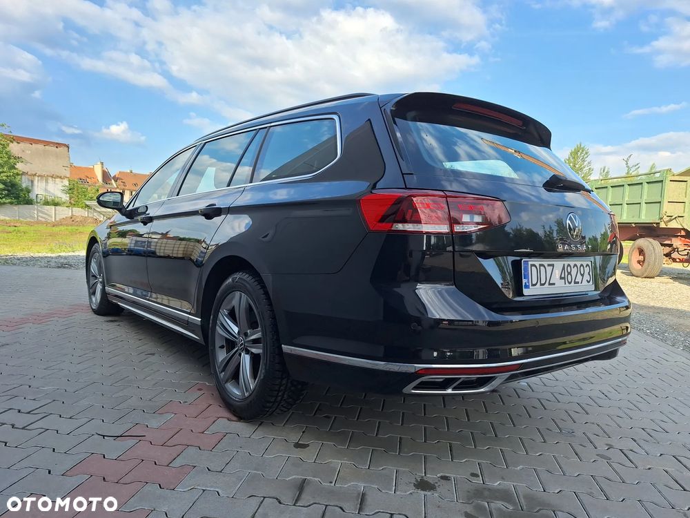 Volkswagen Passat - 5
