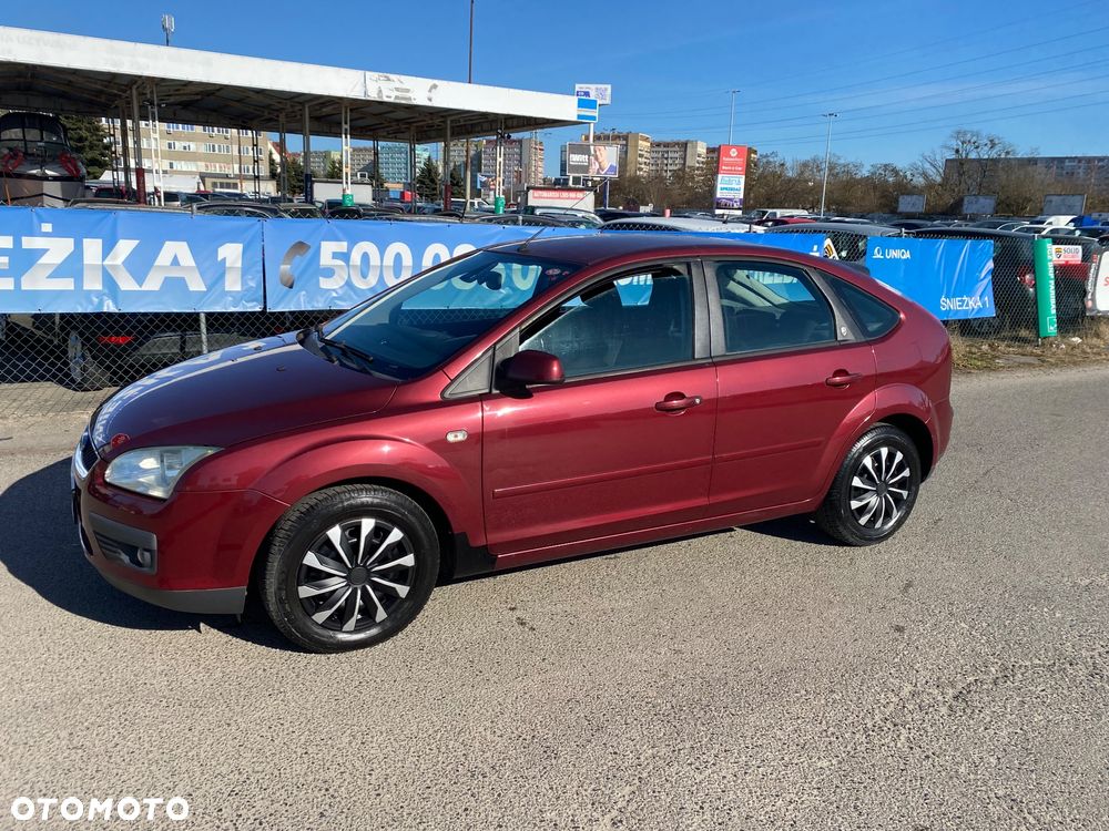 Ford Focus 1.6 16V Ghia - 13