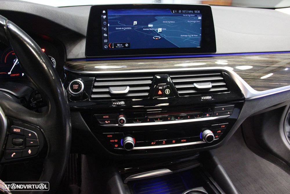 BMW 530 e iPerformance Line Luxury - 11