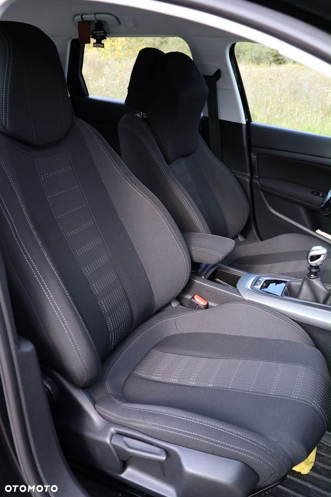 Peugeot 308 - 28