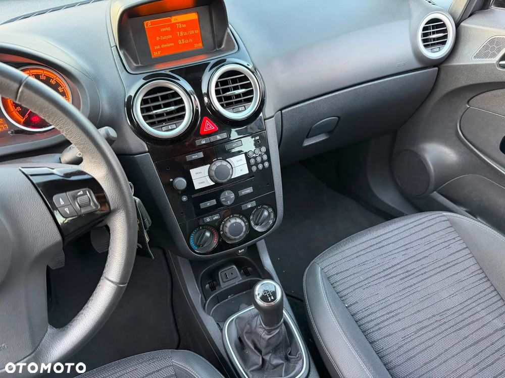 Opel Corsa 1.4 Innovation - 15