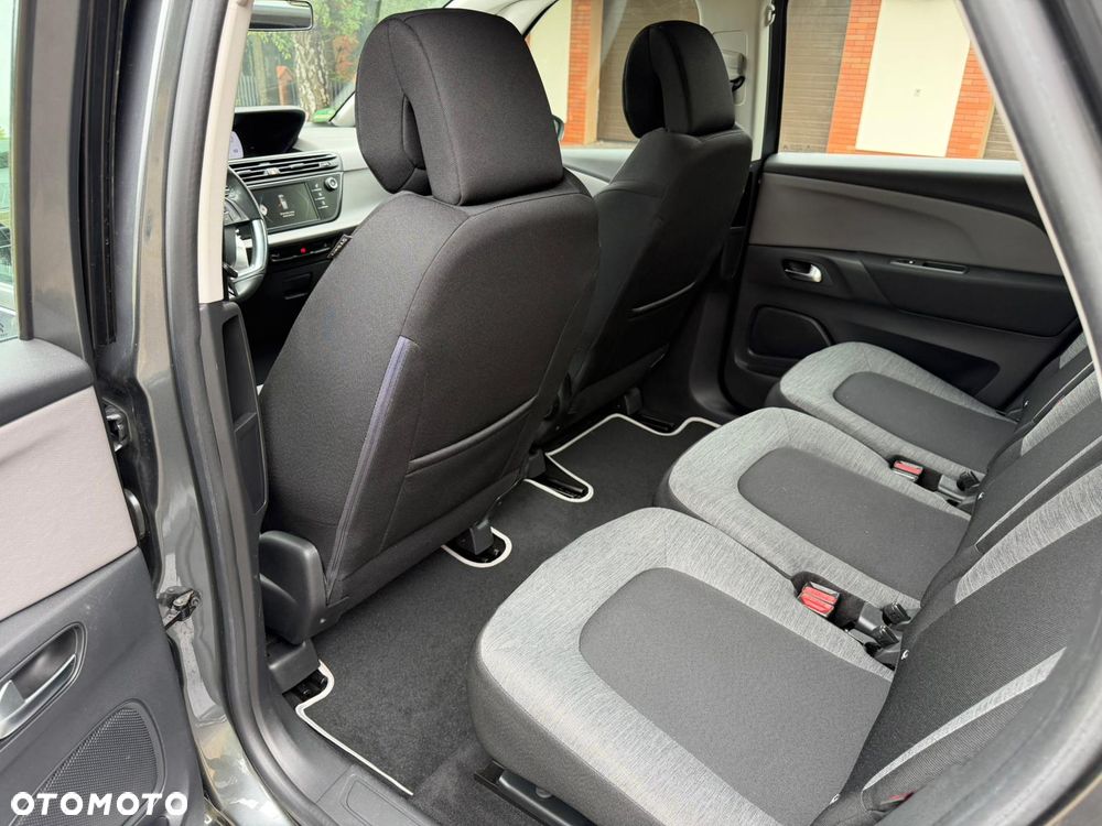 Citroën C4 Picasso - 11