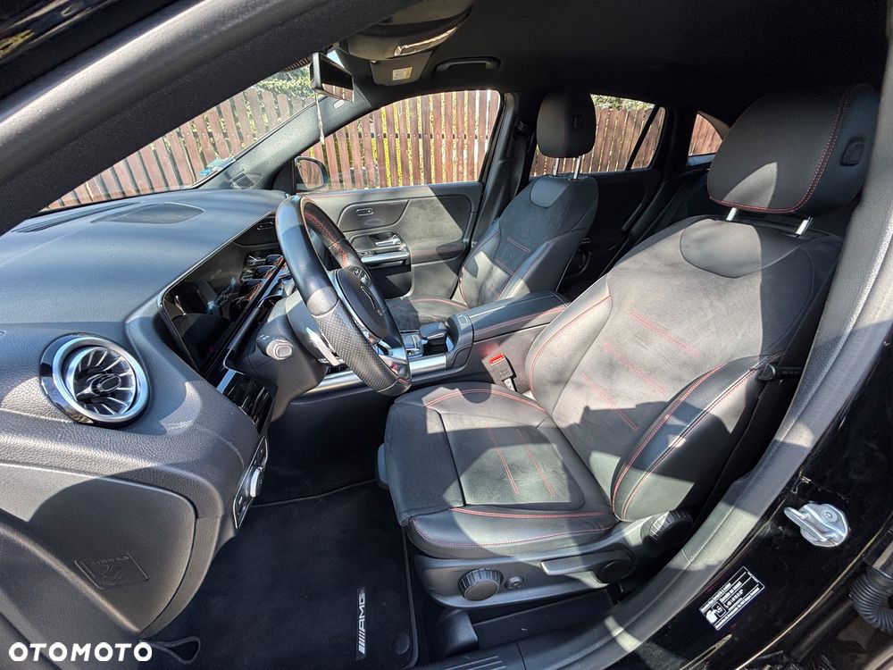 Mercedes-Benz GLA 200 7G-DCT AMG Line - 16
