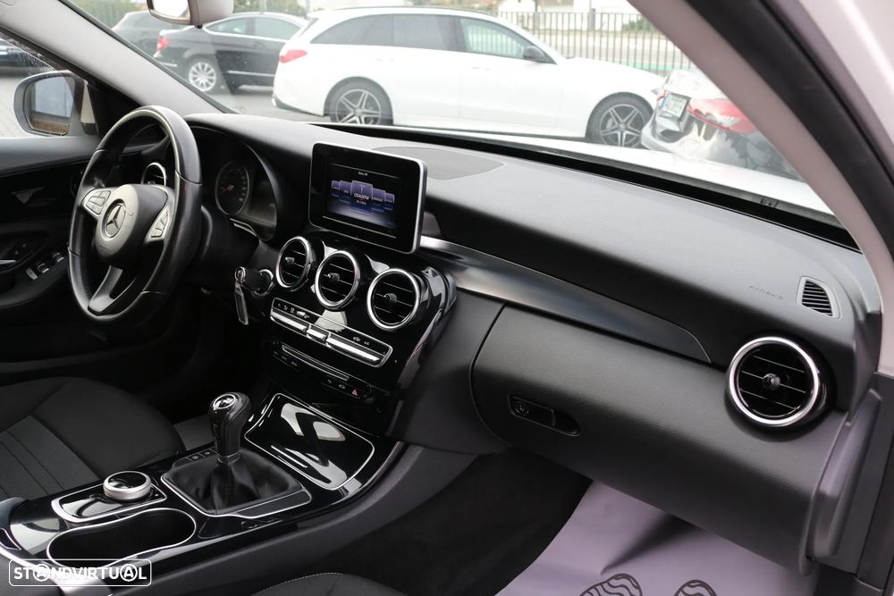 Mercedes-Benz C 180 BlueTEC - 12