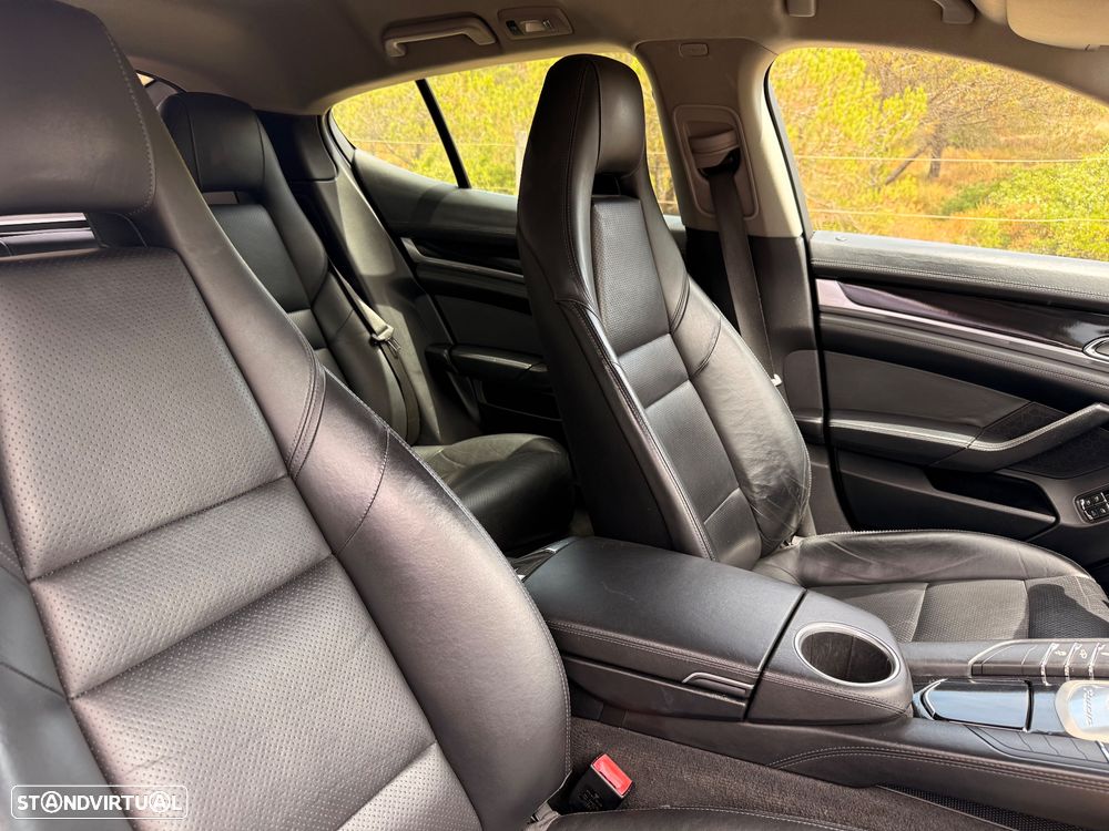 Porsche Panamera 3.0 V6 - 11