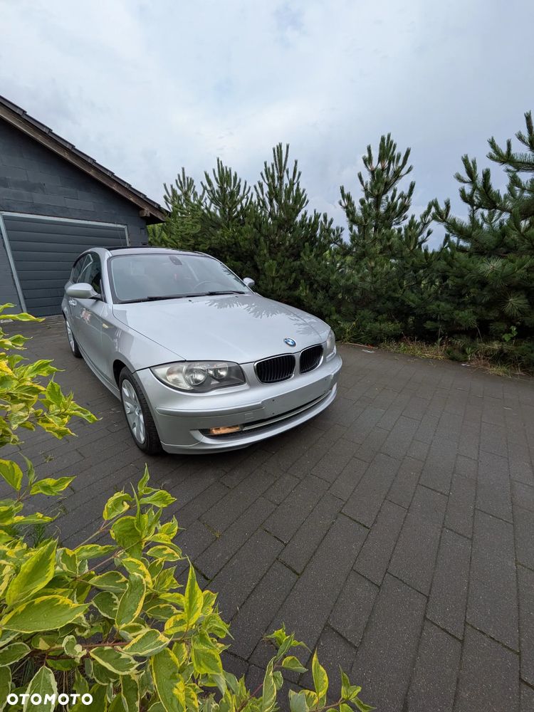 BMW Seria 1 118i - 8