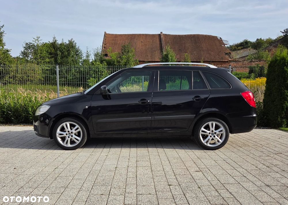 Skoda Fabia 1.6 16V STYLE Edition - 2