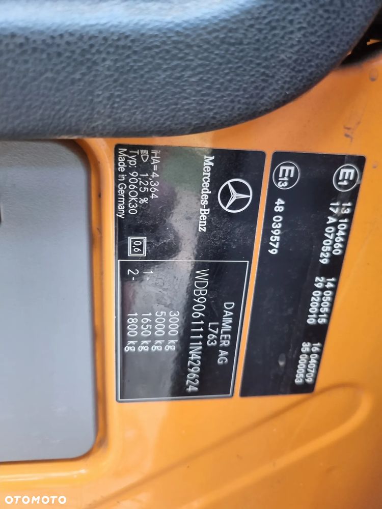 Mercedes-Benz Sprinter - 17