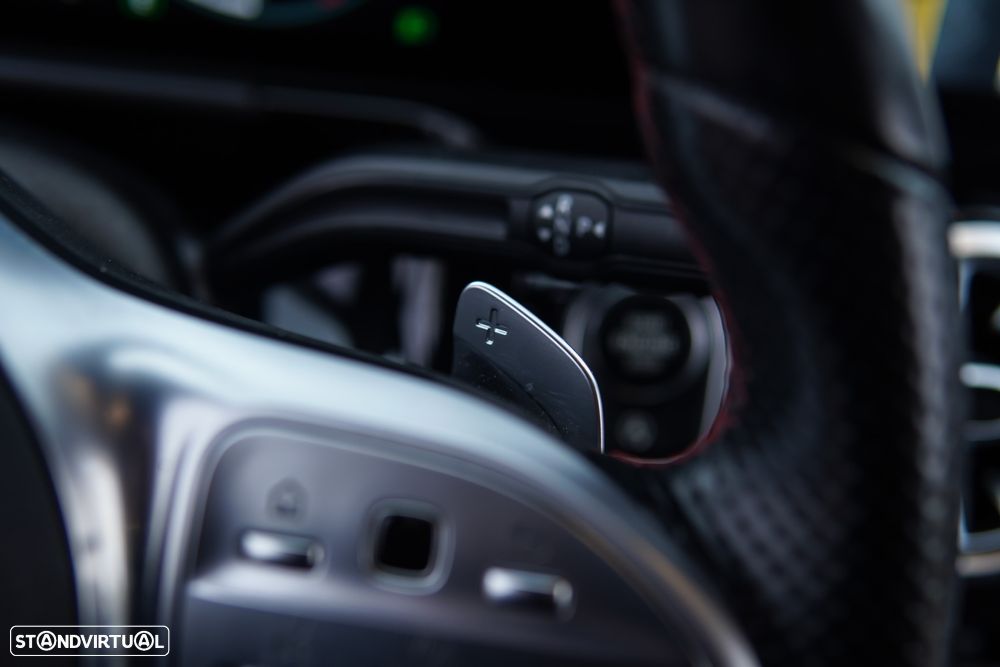 Mercedes-Benz GLA 200 d 8G-DCT AMG Line - 53