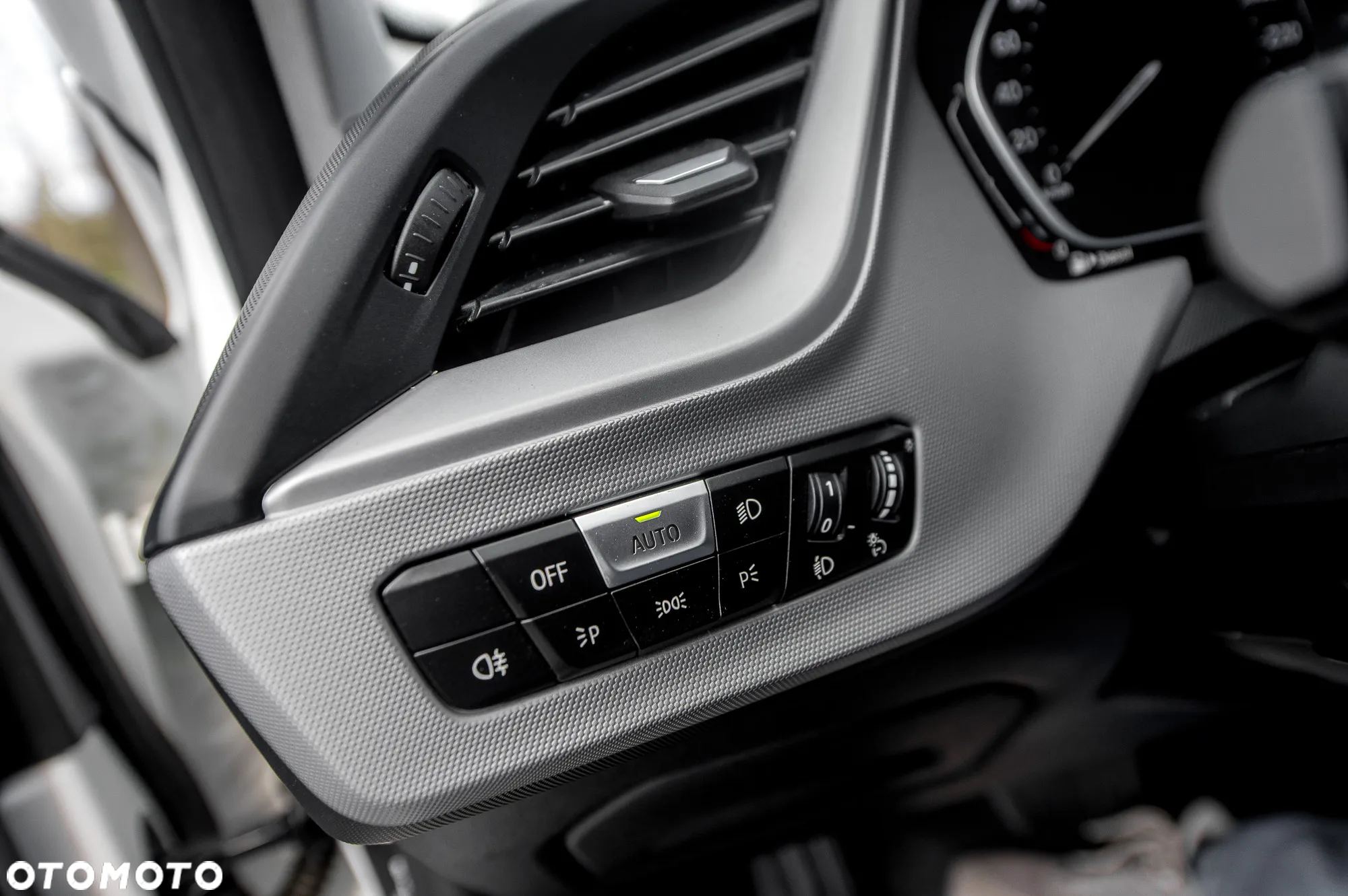 BMW Seria 1 118d Luxury Line - 12