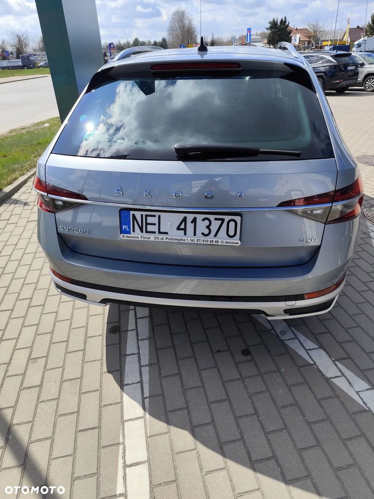 Skoda Superb 2.0 TDI SCR 4x4 Scout DSG - 4