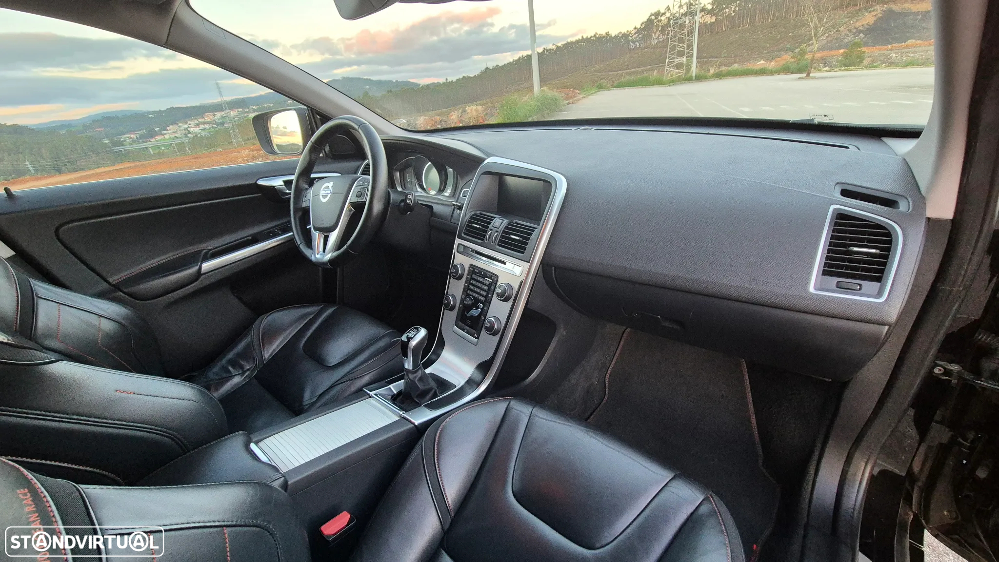 Volvo XC 60 2.0 D4 VOR - 9