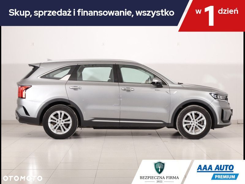 Kia Sorento - 7