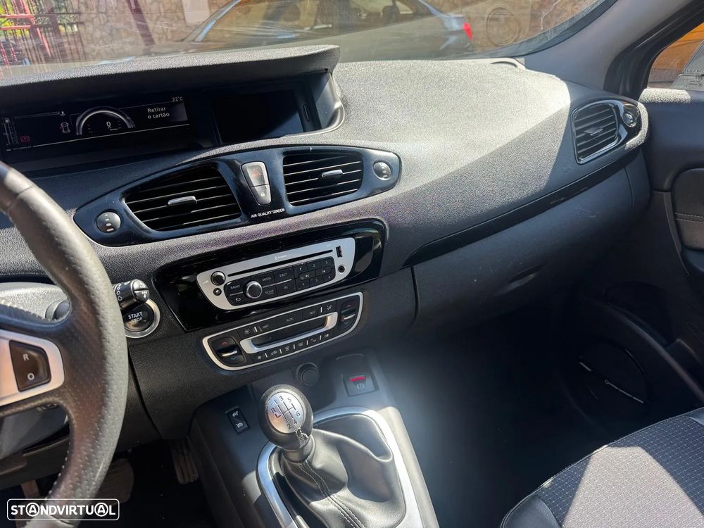 Renault Grand Scénic Energy dCi 110 S&S Bose Edition - 11