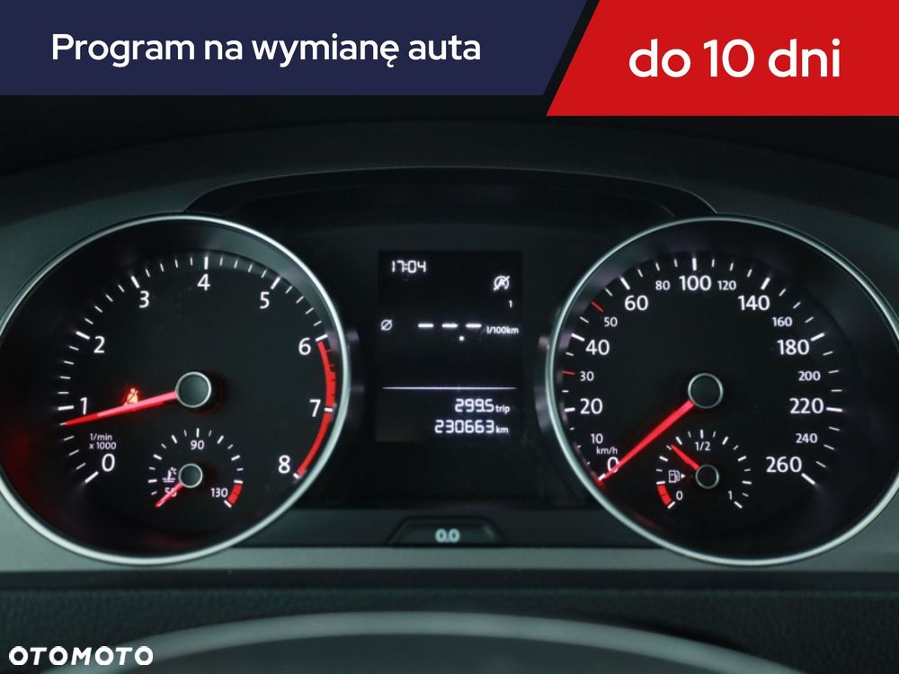 Volkswagen Golf - 10