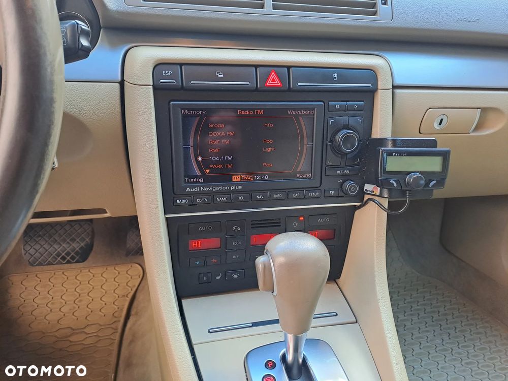 Audi A4 Avant 2.0 TDI multitronic - 6