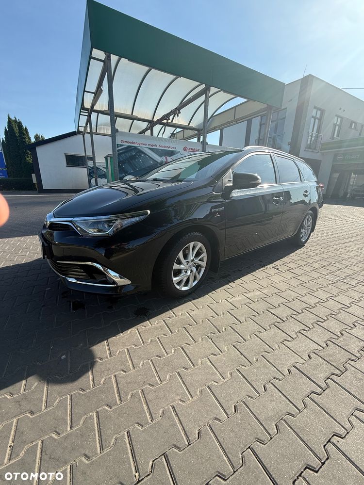 Toyota Auris Hybrid 135 Prestige - 1