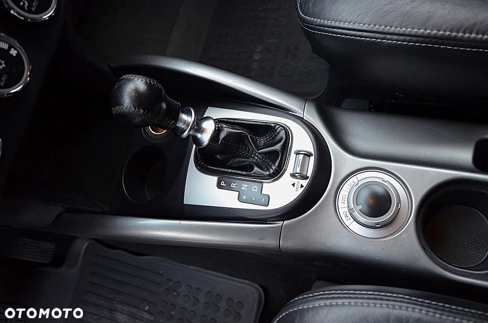 Citroën C-Crosser 2.2 HDi Exclusive DCS - 22