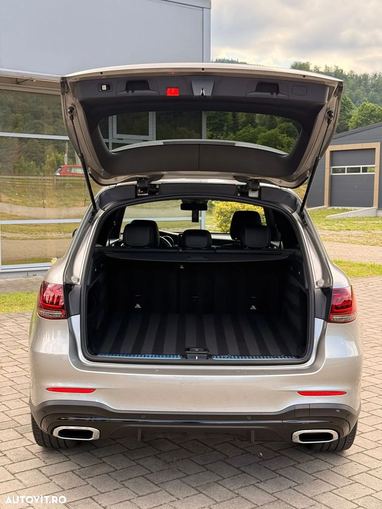 Mercedes-Benz GLC 220 d 4MATIC 9G-TRONIC AMG Line Plus - 9