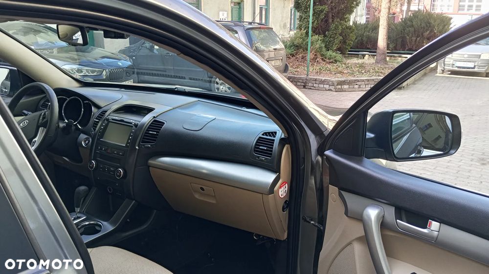 Kia Sorento 2.2 CRDI XL 7os - 20
