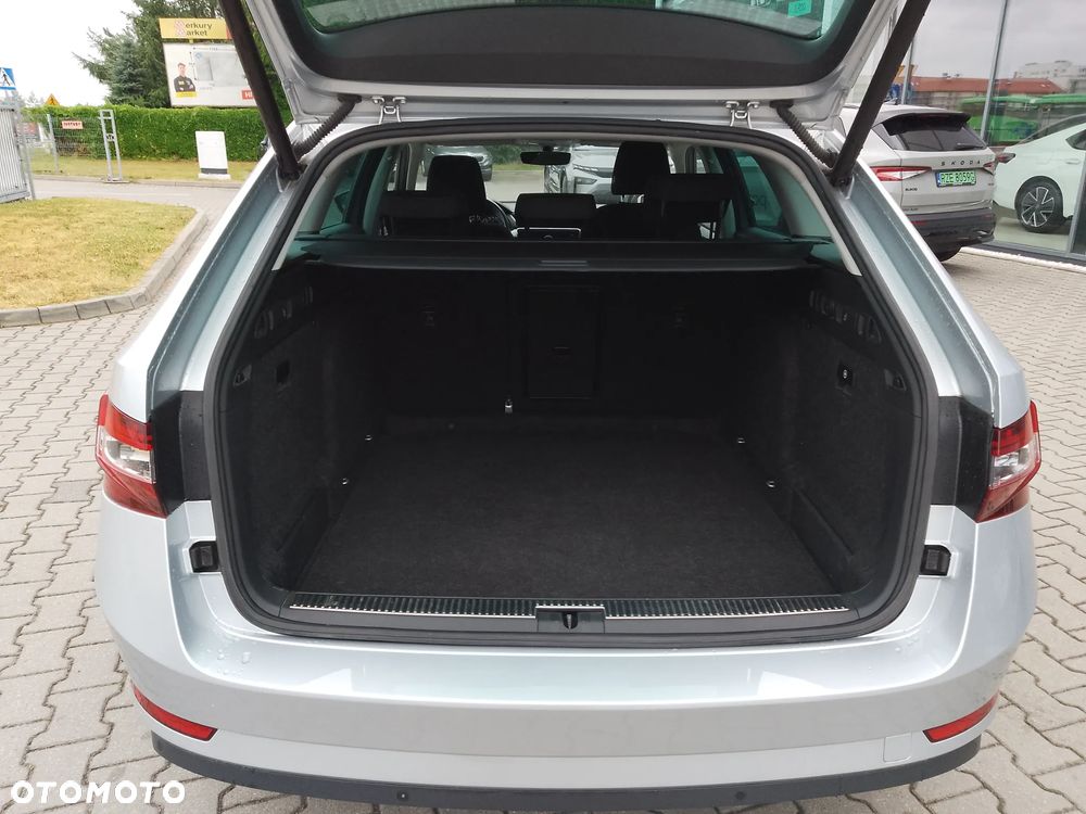 Skoda Superb 1.5 TSI ACT Ambition - 29