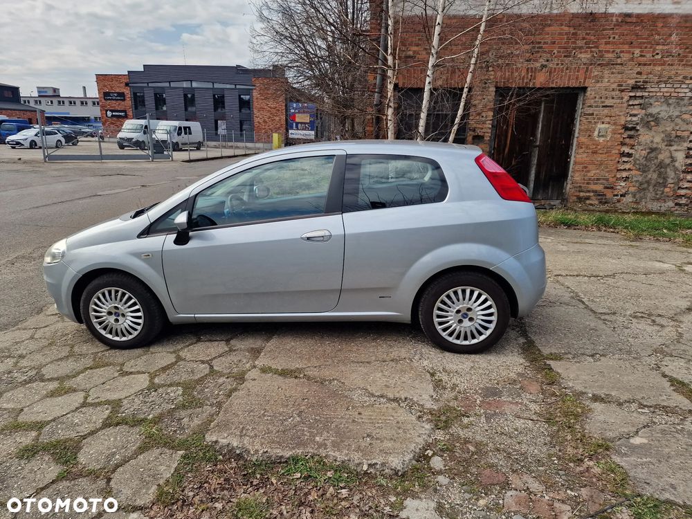 Fiat Grande Punto - 10