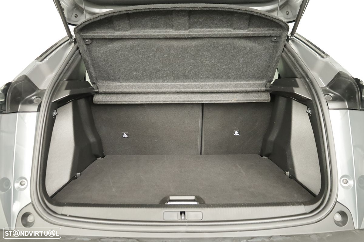 Peugeot 2008 1.2 PureTech Allure - 25