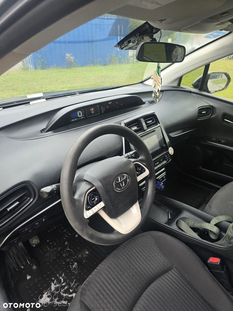 Toyota Prius - 8