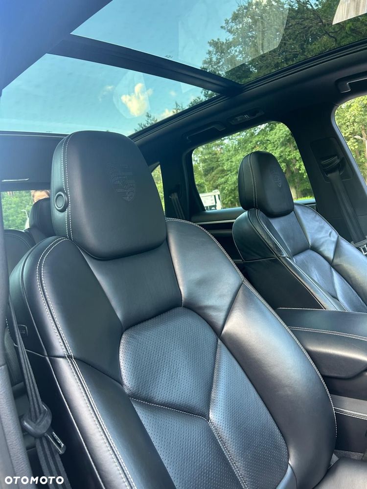 Porsche Cayenne Diesel Platinum Edition - 10