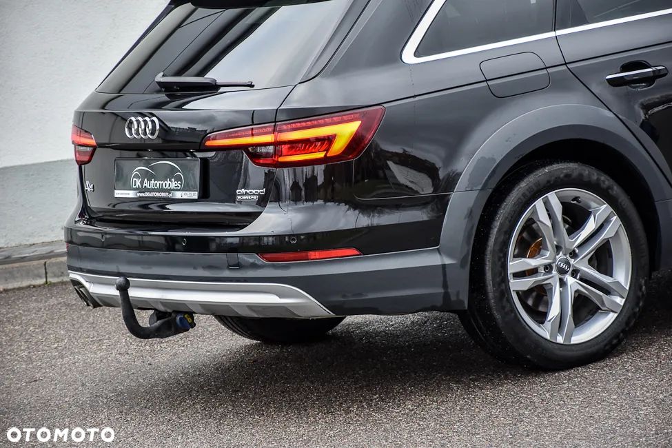 Audi A4 Allroad - 12