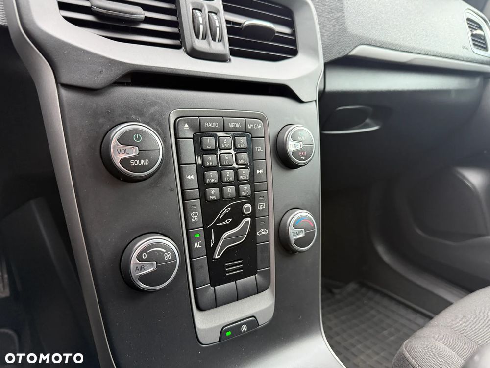 Volvo V40 D2 Kinetic - 18