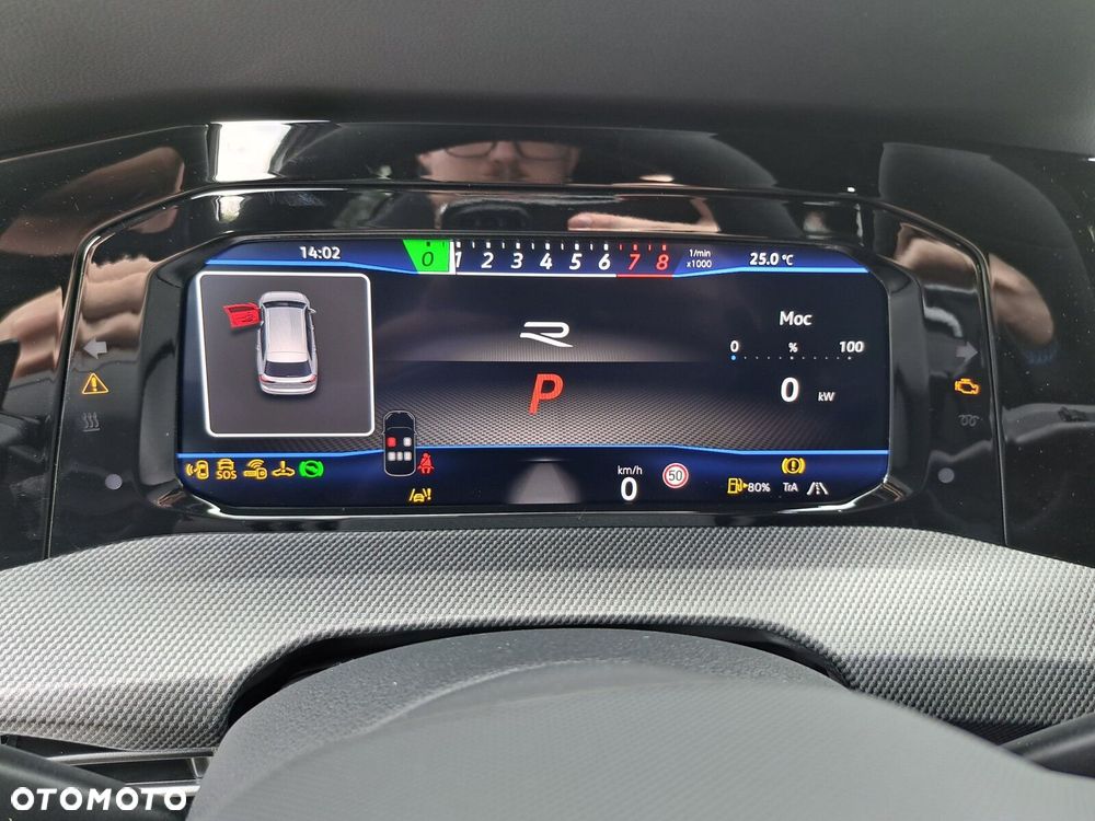 Volkswagen Golf Variant 2.0 TSI 4Motion R - 19