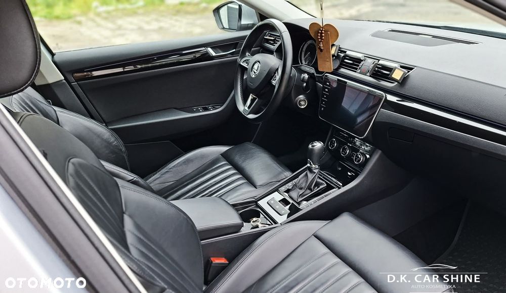 Skoda Superb 2.0 TDI L&K DSG - 5
