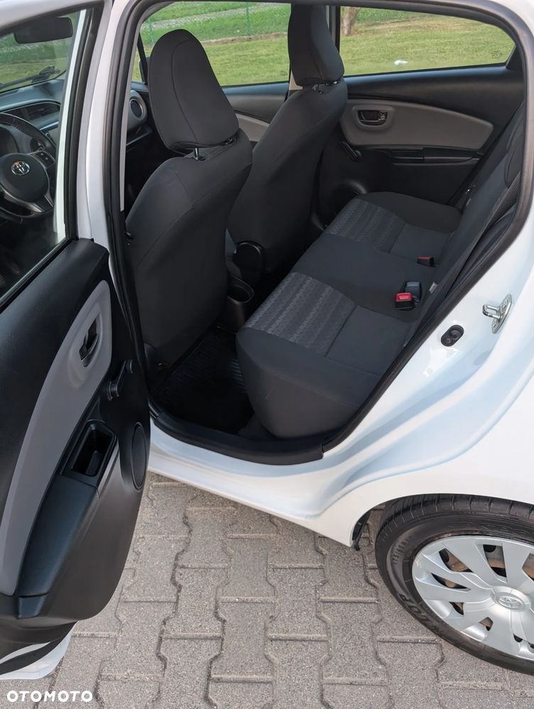 Toyota Yaris 1.33 Active - 13