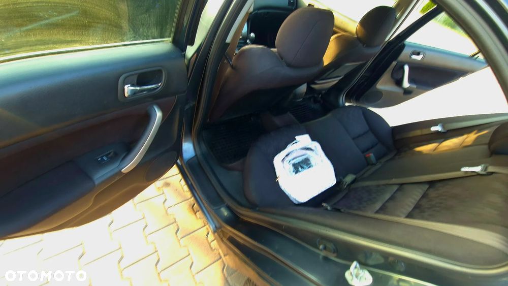 Honda Accord 2.0 Comfort - 9