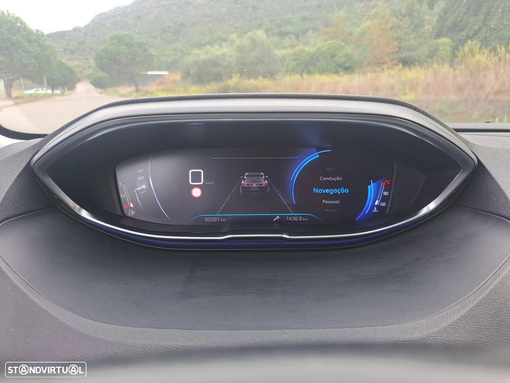 Peugeot 3008 1.5 BlueHDi Active Pack - 20