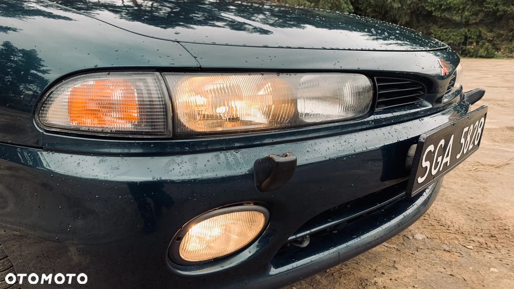 Mitsubishi Galant - 8