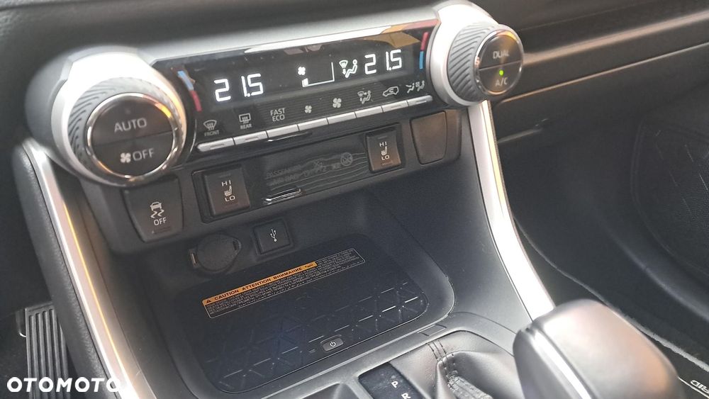 Toyota RAV4 2.5 Hybrid Black Edition by JBL 4x2 - 25