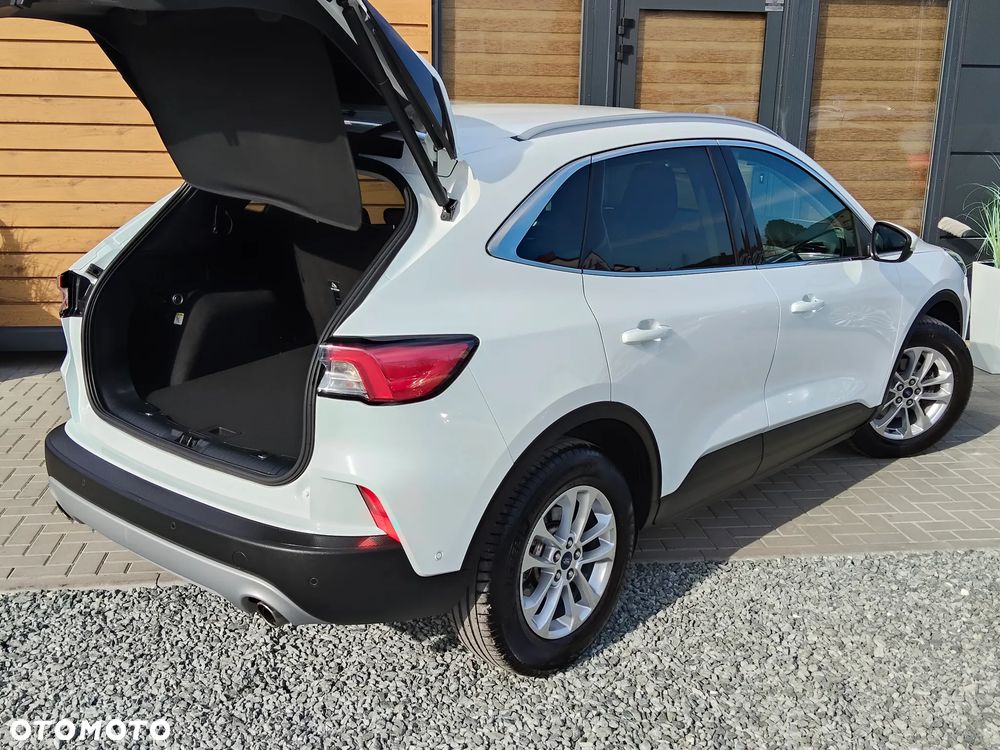 Ford Kuga 2.0 EcoBlue 4x4 TITANIUM - 37