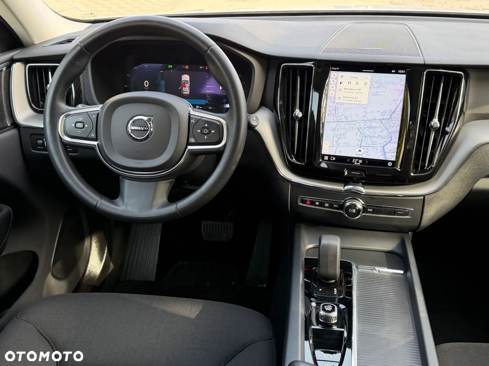 Volvo XC 60 B4 B Momentum Pro - 9